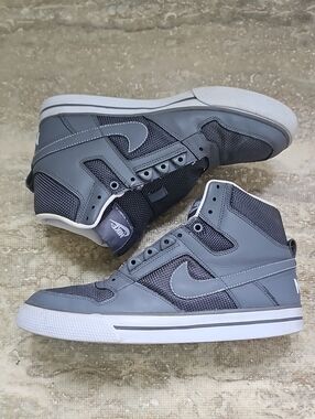 Nike Men’s High-Top Delta Force Sneakers in Gray and White